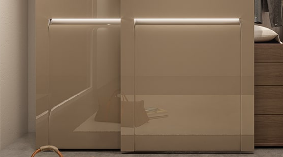 Selene Wardrobe Design